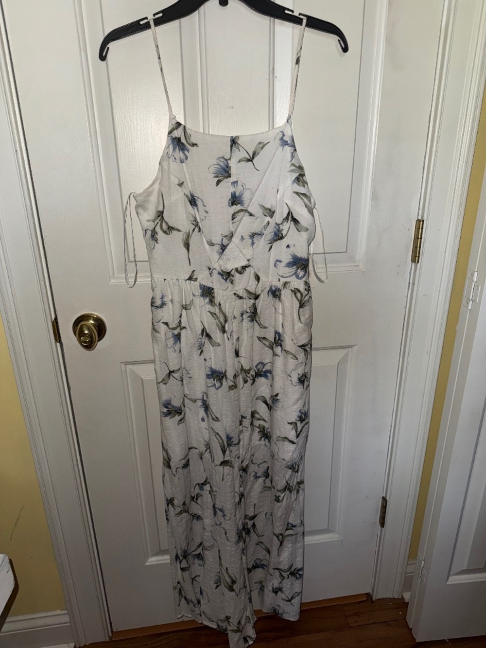 Altard State white/blue floral jumpsuit